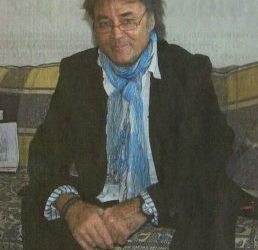 1. Literarischer Frühschoppen mit Claudio SurlandSonntag, 06.01.2019, 11.30 Uhr